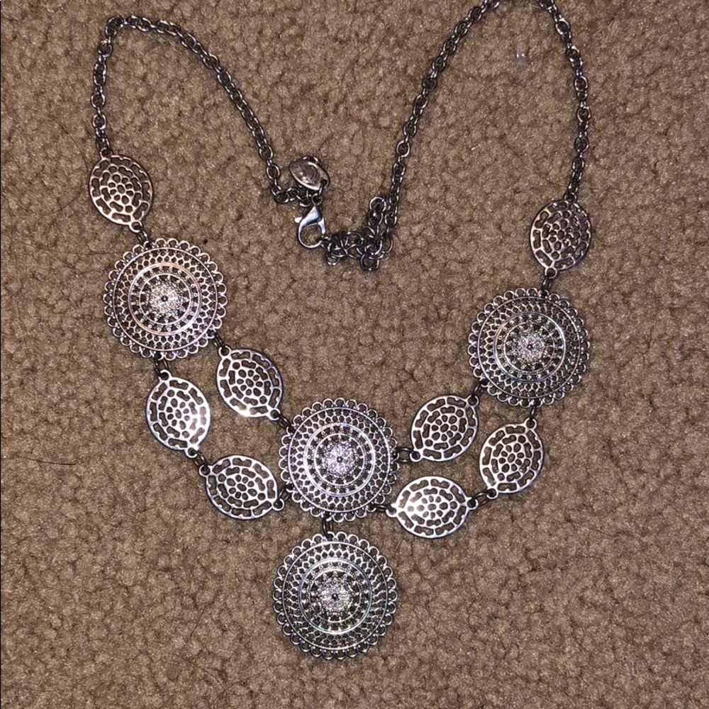 necklace statement